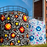 Две крепости по соседству