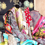 "Пряха прядёт, а Бог ей нить подаёт"