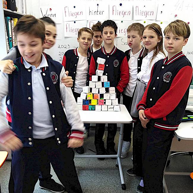 Языки в играх и скороговорках