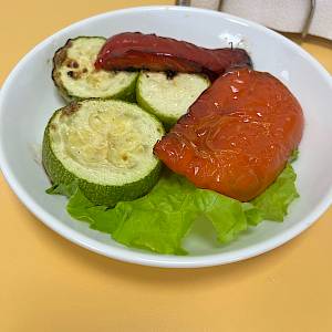 Витамины на блюде