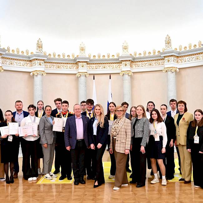 Приключения корифейской умницы