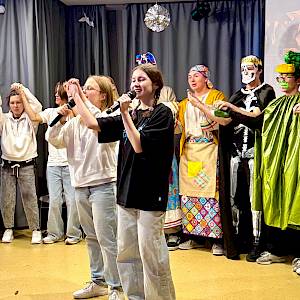 В поисках новогоднего настроения