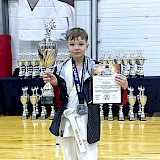 Каратист серебряной пробы